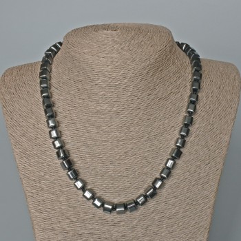 Collana di ematite a cubi, diametro 8 mm ±, lunghezza 48 cm ±