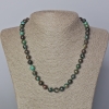 Collana in crisolita, pietra naturale, sfere lisce, diametro 8,5 mm, lunghezza 45–48 cm