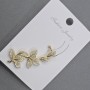 Orecchino clip-on dorato con strass bianchi 14×38 mm ±