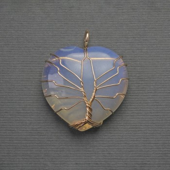 Pendente a forma di cuore in pietra lunare con intreccio dorato, diametro 30 × 30 mm ±, lunghezza 37 mm ±