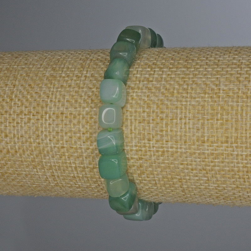 Bracciale in agata a cubo 7x7 mm elastico