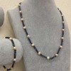 Set di collana e bracciale con perle di fiume color pesca, diametro 6×5 mm ±; sfera di zaffiro sfaccettata, diametro 3,5 mm; lunghezza 48 cm ±; lunghezza 18 mm ±; lunghezza regolabile