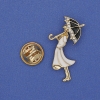 Spilla Ragazza con ombrello, strass bianchi, smalto bianco, metallo dorato, 32×16 mm+