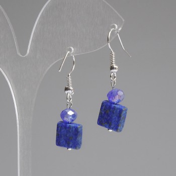 Orecchini in lazurite sfaccettata quadrata 10×10 mm +/- rondelle in vetro ceco 6×5 mm +/-, lunghezza circa 37 mm