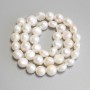 Perline di perle d'acqua dolce, diametro 8–9 mm, su filo, lunghezza 35 cm+