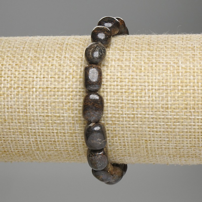 Bracciale in bronzite levigata, diametro 8-12×7-10 mm ±, lunghezza 18 cm ± elastico