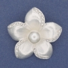 Spilla-ciondolo «Fiore» con perla bianca