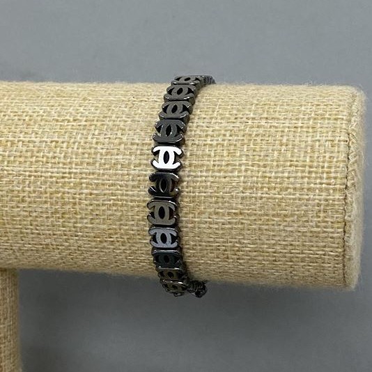 Bracciale di Ematite «Chanel» 8x6 mm+-, lunghezza circa 18 cm, elastico