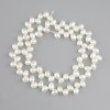 Perle d'acqua dolce ovali «Farfalla», diametro 6,5-7,5×4,5 mm, lunghezza circa 38 cm, su filo