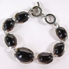 Saldo. Bracciale in agata con montatura liscia, pietra ovale 18x22 mm + 15x20 mm, lunghezza 18-21 cm
