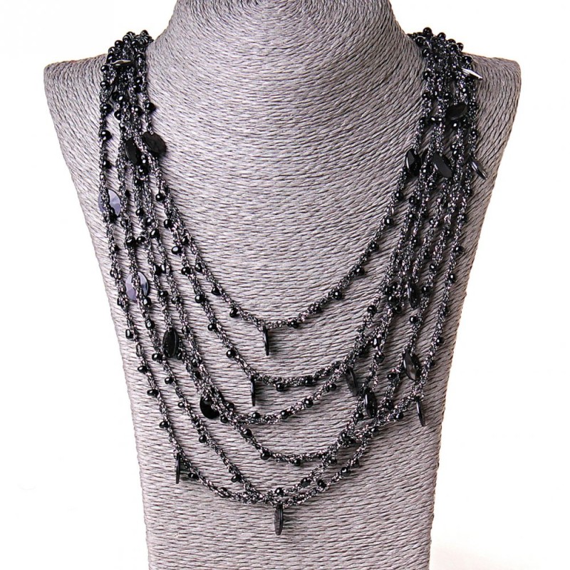 Collana a ragnatela nera con pendenti ovali, lunghezza 70 cm