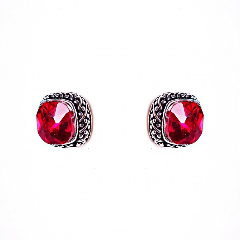 Orecchini 1,7 cm con cristallo quadrato rosso