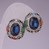 Orecchini ovali 2×2,5 cm arcobaleno, con strass e cristallo blu