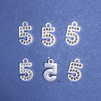 Fornitura pendente cifra cinque 18×10 mm confezione da 20 g ±14 pezzi