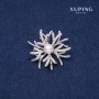Spilla Xuping Fiore Invernale Rodio 40 mm