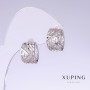 Orecchini Xuping con pavé bianchi, lunghezza 15 mm, spessore 9 mm rodiati