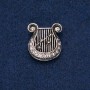 Spilla Lira 25×23 mm con strass scuri, metallo scuro