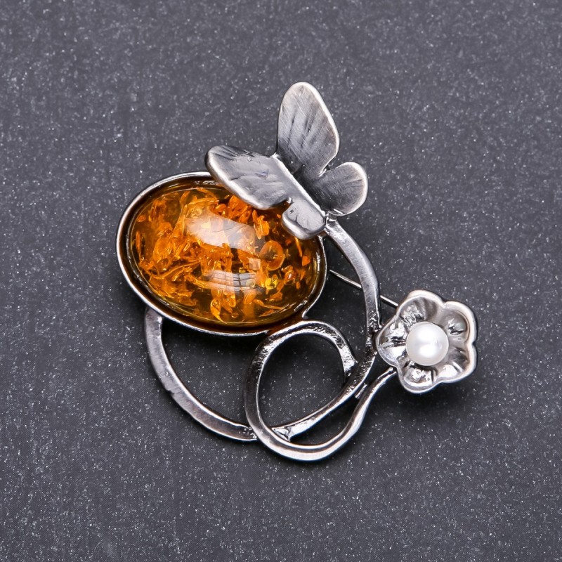 Spilla forgiata Farfalla «Ambra» 47×47 mm metallo grigio