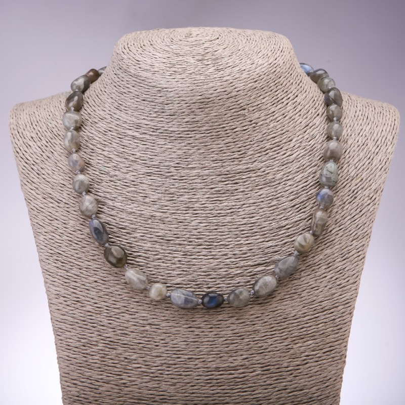 Collana in labradorite sfaccettata, diametro 9x12 mm (+-), lunghezza 45 cm+