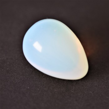 Uovo decorativo in pietra lunare sintetica, diametro 35×25 mm (±)