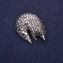 Spilla Pangolino 38×28 mm, metallo argentato