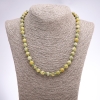 Collana in turchese giallo con sfere lise, diametro 8 mm, lunghezza 46 cm