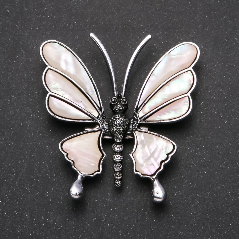 Spilla-ciondolo Farfalla madreperla 53×51 mm