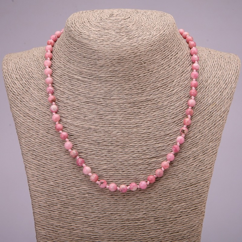 Collana in rodonite con perle lisce, diametro 6(±)mm, lunghezza 45 cm