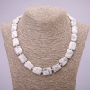 Collana in pietra naturale Kaholong rettangolare, dimensioni 13x18 mm, lunghezza 48 cm