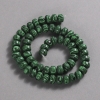Perline su filo di malachite pressata. Rondelle lisce, diametro 9×7 mm, lunghezza 39 cm (+/-)