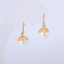 Orecchini Xuping placcato oro 18K con strass bianchi e una perlina, lunghezza 22 mm +