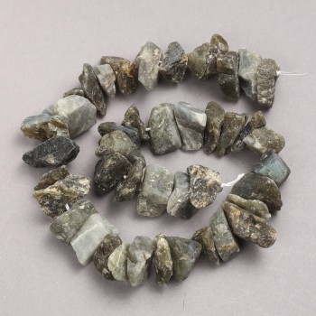 Perle di labradorite grezze su filo, forma ovale, dimensioni 10x18 mm +/-, lunghezza 42 cm +