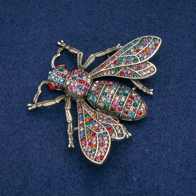 Spilla Farfalla con strass multicolori, metallo dorato 70×55 mm +