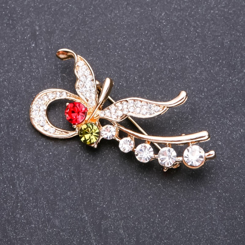 Spilla a forma di farfalla con strass multicolori e metallo dorato 55×25 mm