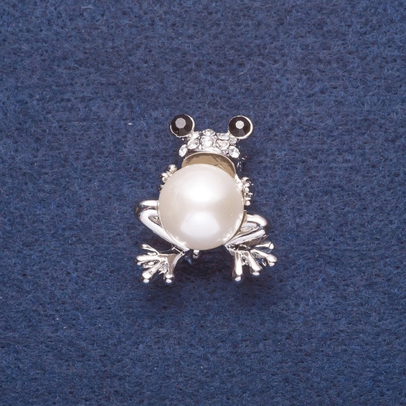 Spilla «Rana con perla bianca» colore metallo argento 3×2,5 cm