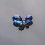Spilla «Farfalla» 2,5 × 3 cm, argento satinato, cristalli blu