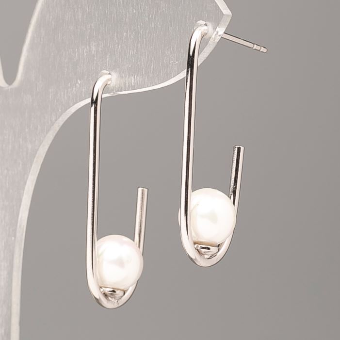 Orecchini Xuping con perle di Maiorca, diametro 8 mm, lunghezza 3 cm +/- rodio