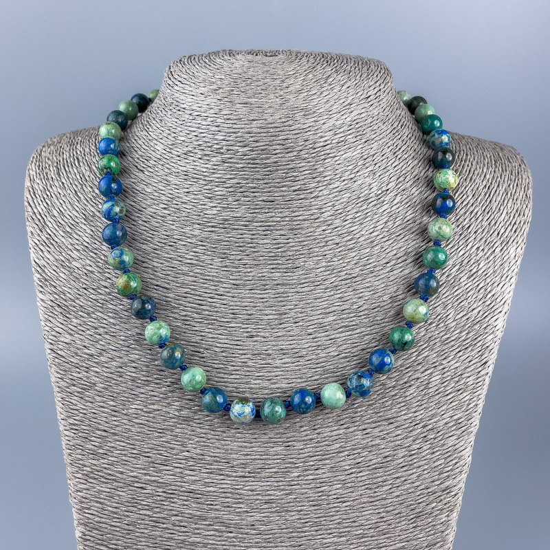 Collana in crisolite e lazurite, palline lisce, diametro 8 mm ±, lunghezza 48 cm +