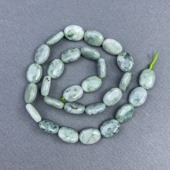 Perle di giadeite del Myanmar, pietra naturale, ovale, dimensioni circa 14×10,5 mm, spessore 5 mm ±, su filo, lunghezza 39 cm+