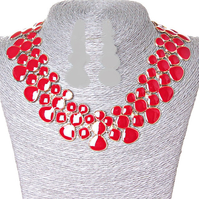 Collana in metallo con smalto rosso «Portale»