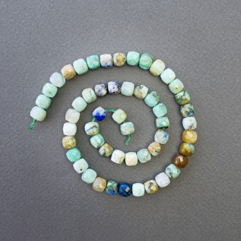 Perline di crisocolla e lazurite naturali sfaccettate, diametro circa 7×7 mm, lunghezza circa 39 cm, su filo